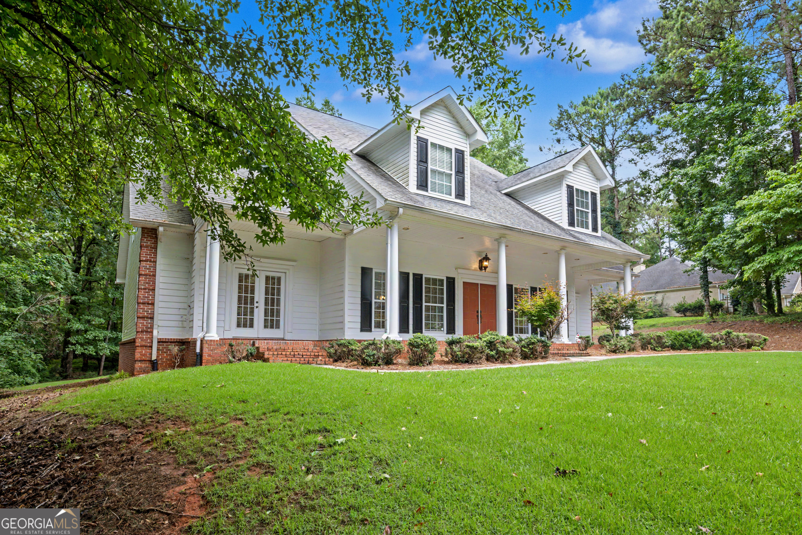 107 Cameron Pointe Dr, LaGrange, GA 30240