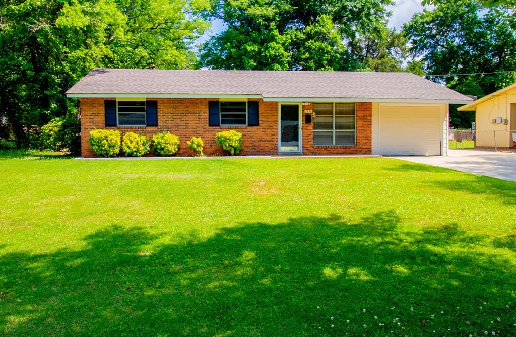 2246 Lois Ave, Columbus, GA 31903, USA — Photo 1