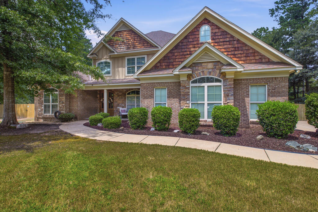 8100 Saddlehorn Dr, Midland, GA 31820