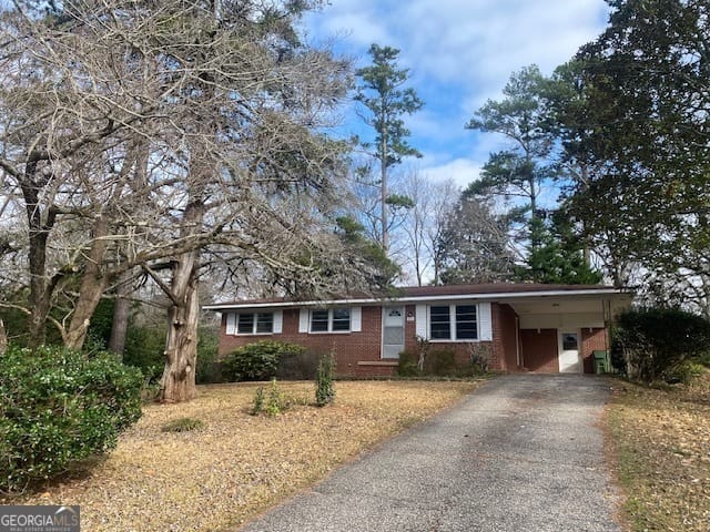 810 17th, Lanett, AL, 36863