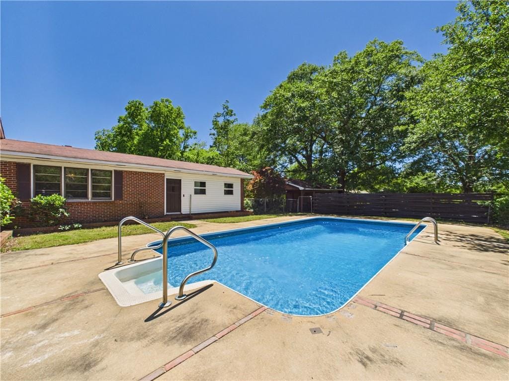 2405 8th, Phenix City, AL, 36867 — Photo 3