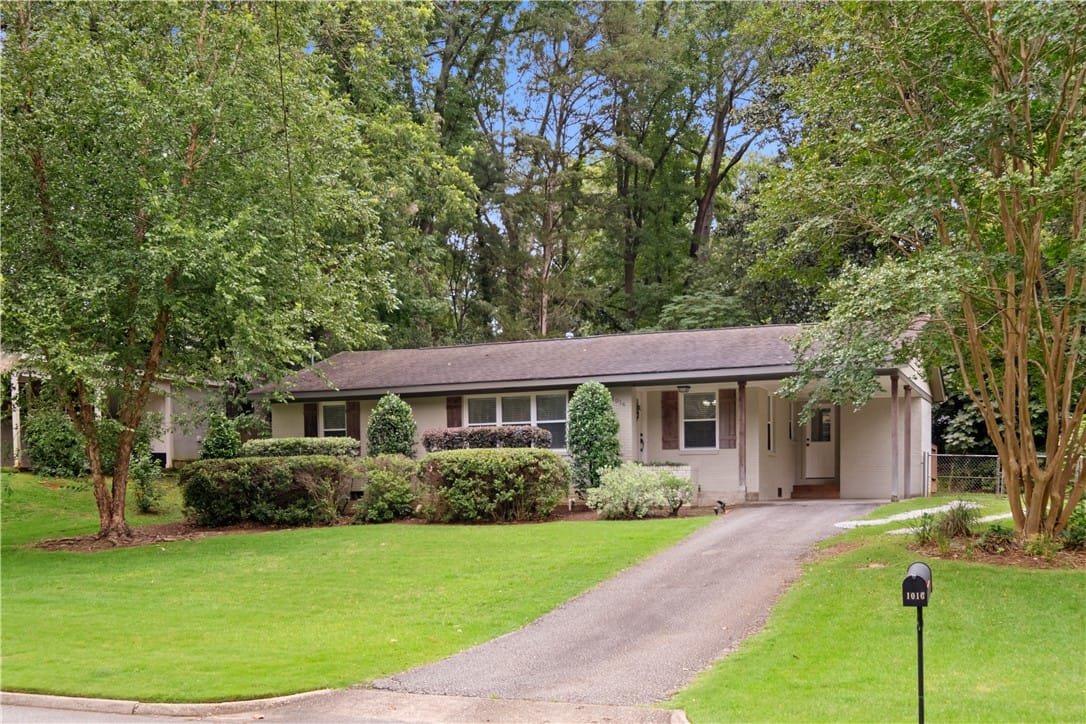 1016 East Magnolia Avenue, Auburn, AL, 36830