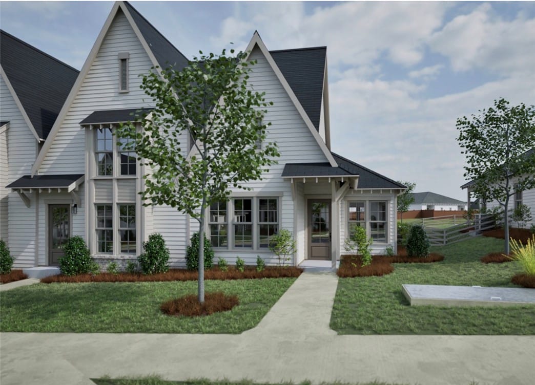 3199 BOTTLE, Auburn, AL, 36830