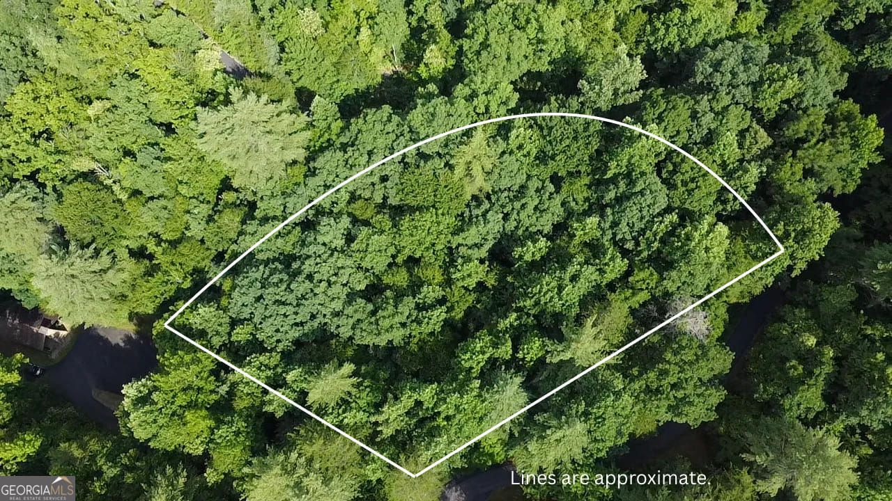 30 Trillium Hts Ter, Hayesville, NC 28904