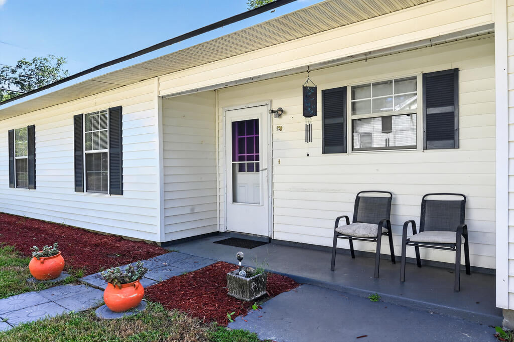 590 Bell Alley, Cairo, GA 39828, USA