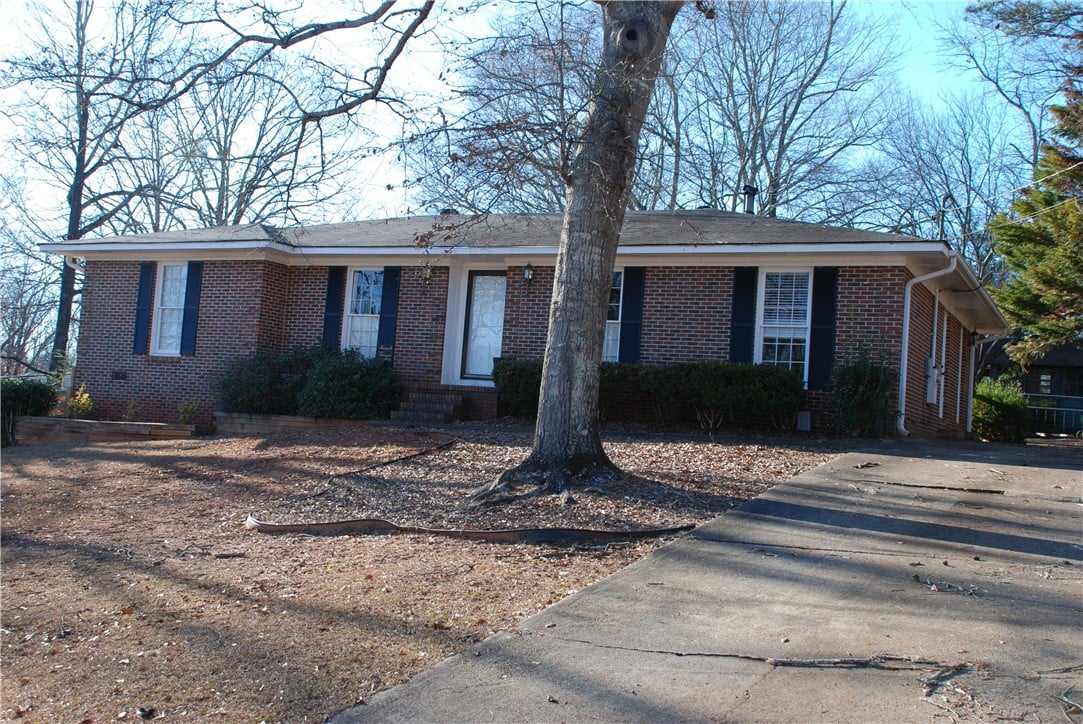 2003 BATON, OPELIKA, AL, 36801