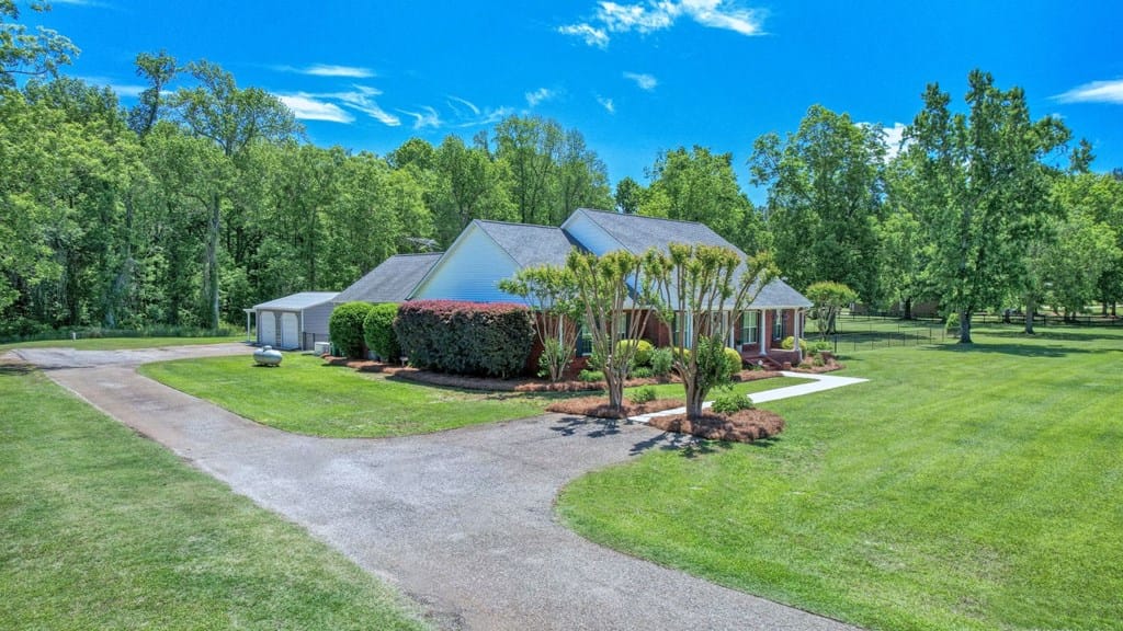 1616 Ga Hwy 32w, Leesburg, GA, 31763