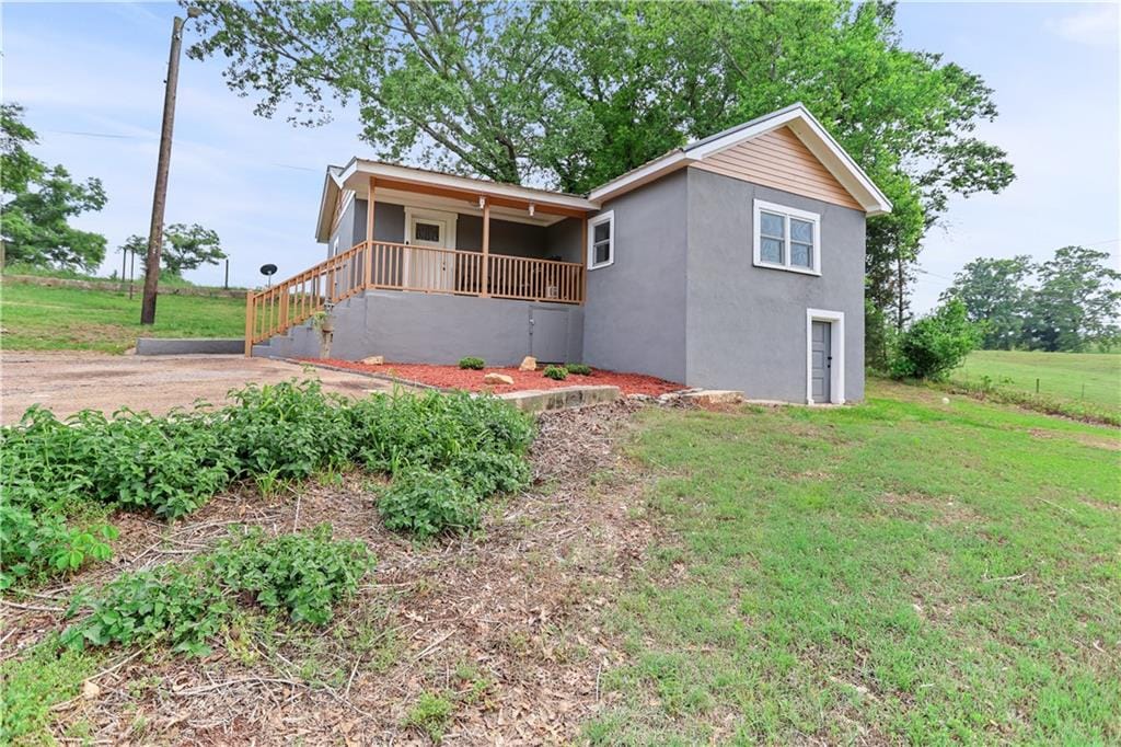 6033 Whitesville Rd, West Point, GA 31833