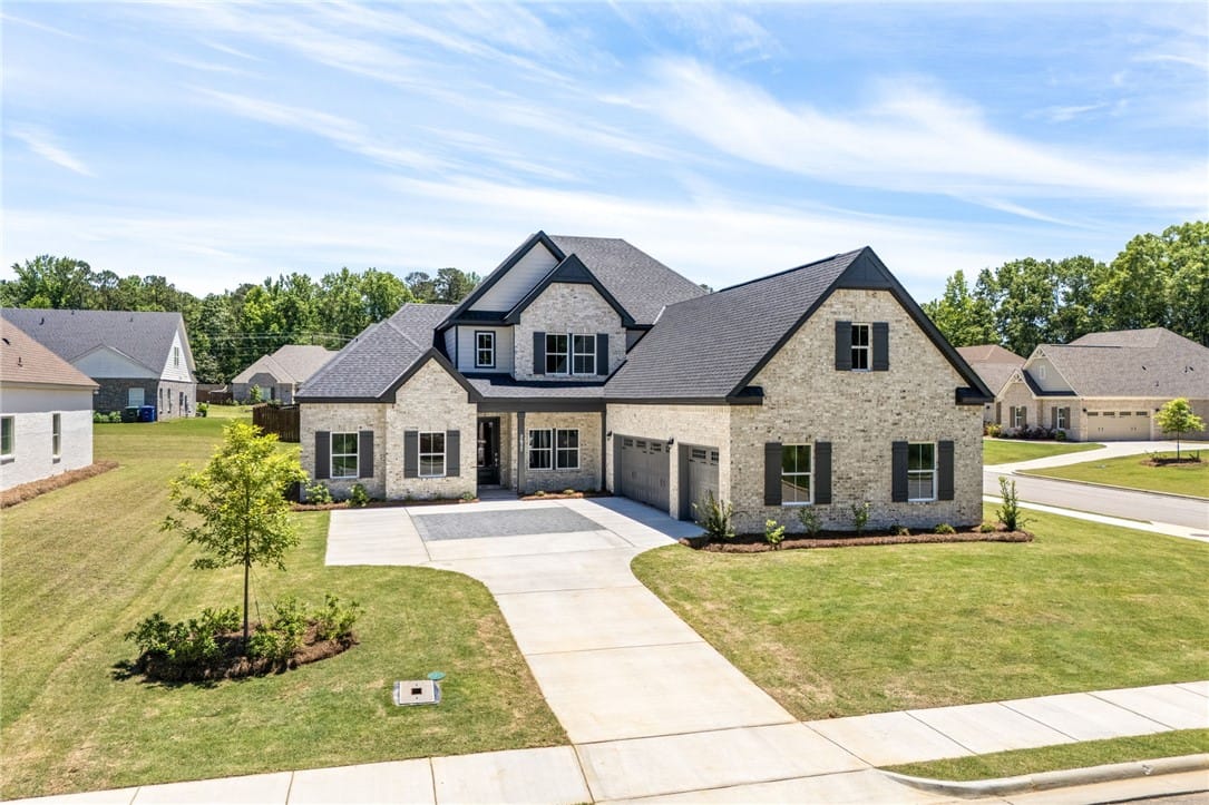 2677 Cool Stone Bnd Dr, Auburn, AL 36832