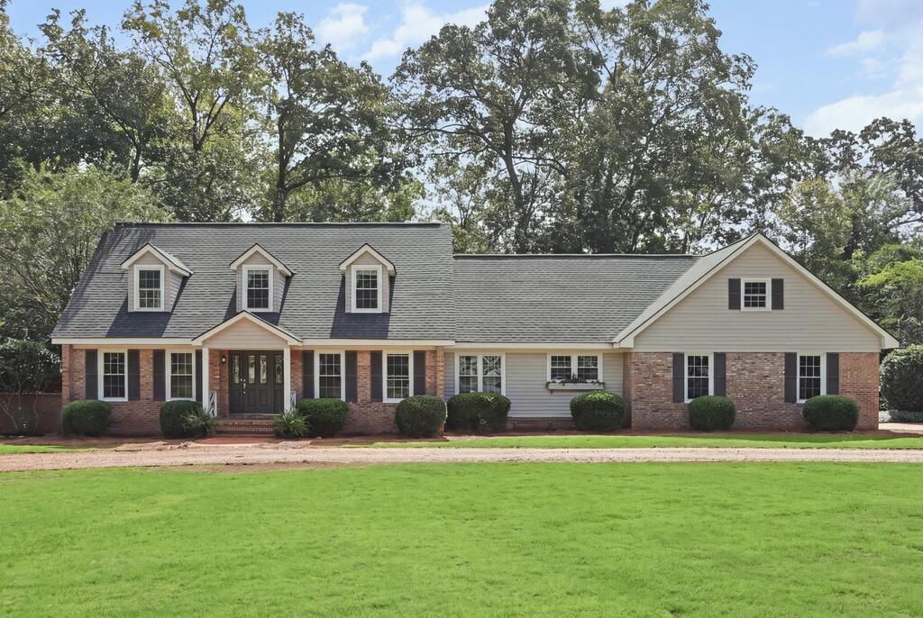 2300 E Doublegate Dr, Albany, GA 31721