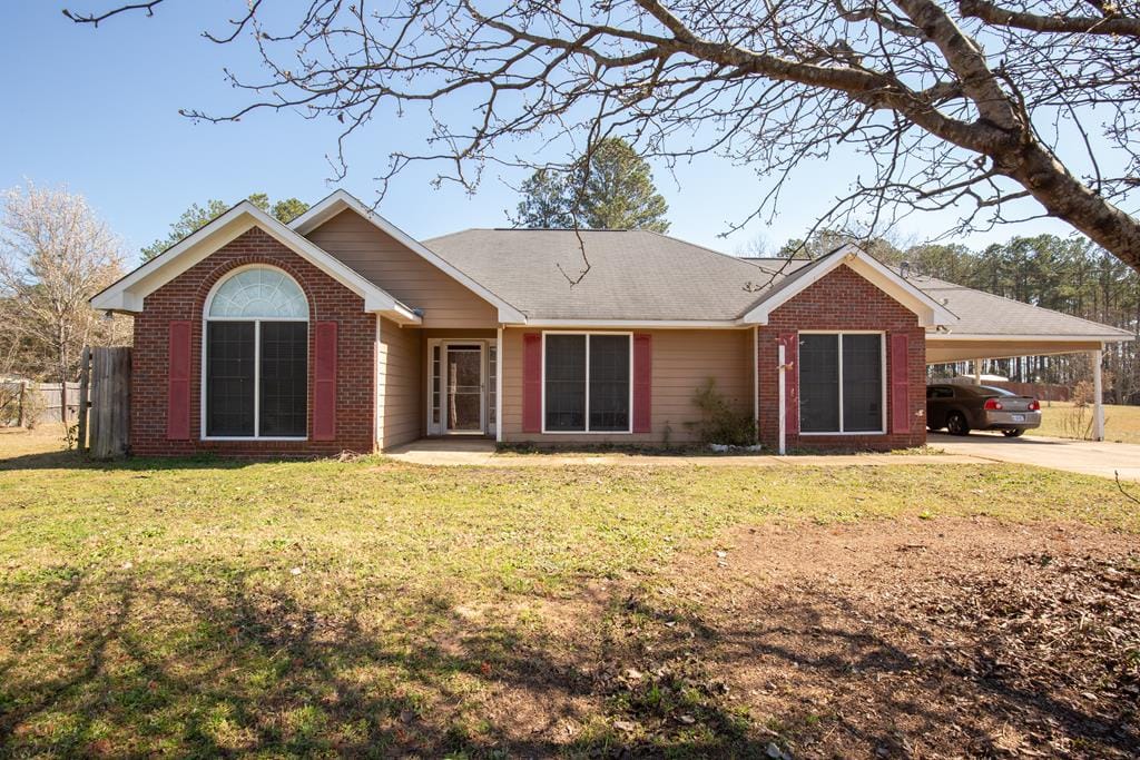 11 Running Bear Drive, Smiths Station, AL, 36877