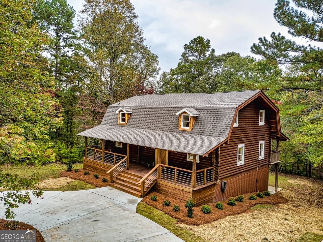 223 N Cove Dr, Newnan, GA 30263