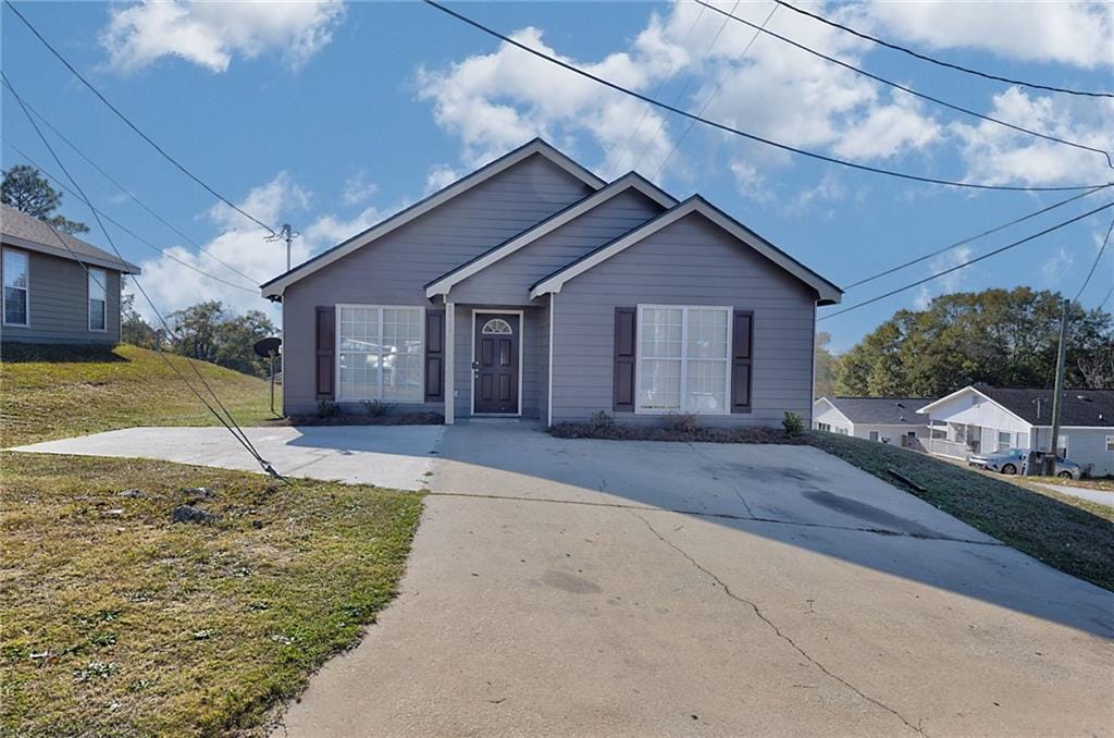 2304 14th St, Phenix City, AL 36867