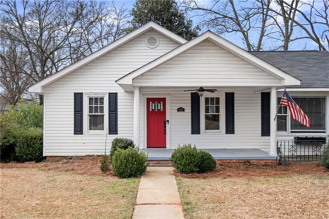618 North 10th Street, Opelika, AL, 36801