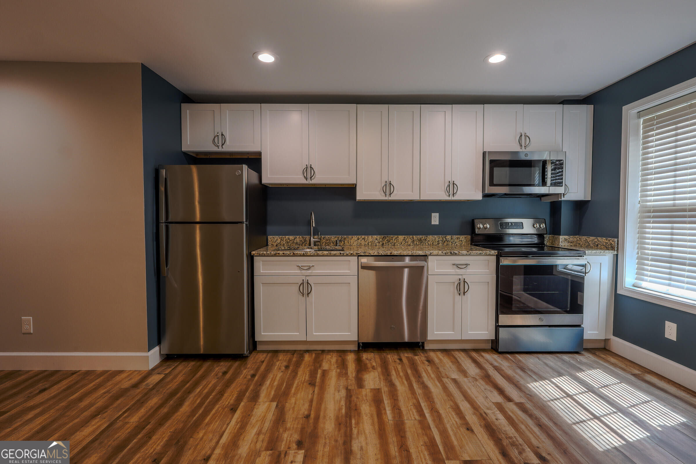 100 Chapman Oak Dr, Newnan, GA 30265