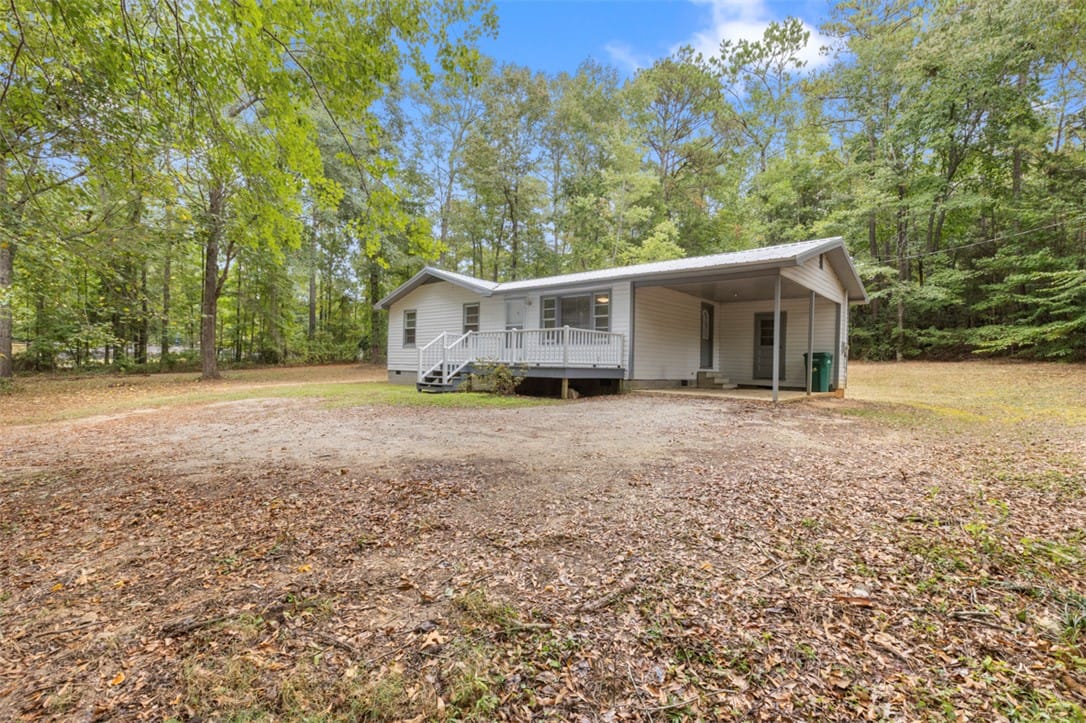 324 Forest Rd, Notasulga, AL 36866