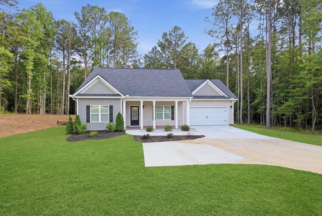 533 Evelyn Dr, Greenville, GA 30222
