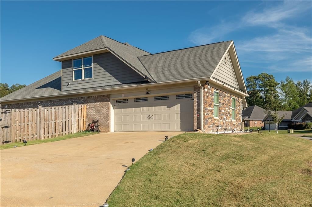 46 Silver Leaf Loop, Phenix City, AL 36867
