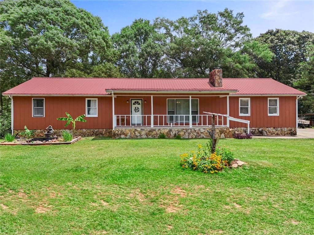 1176 Co Rd 17, Roanoke, AL 36274