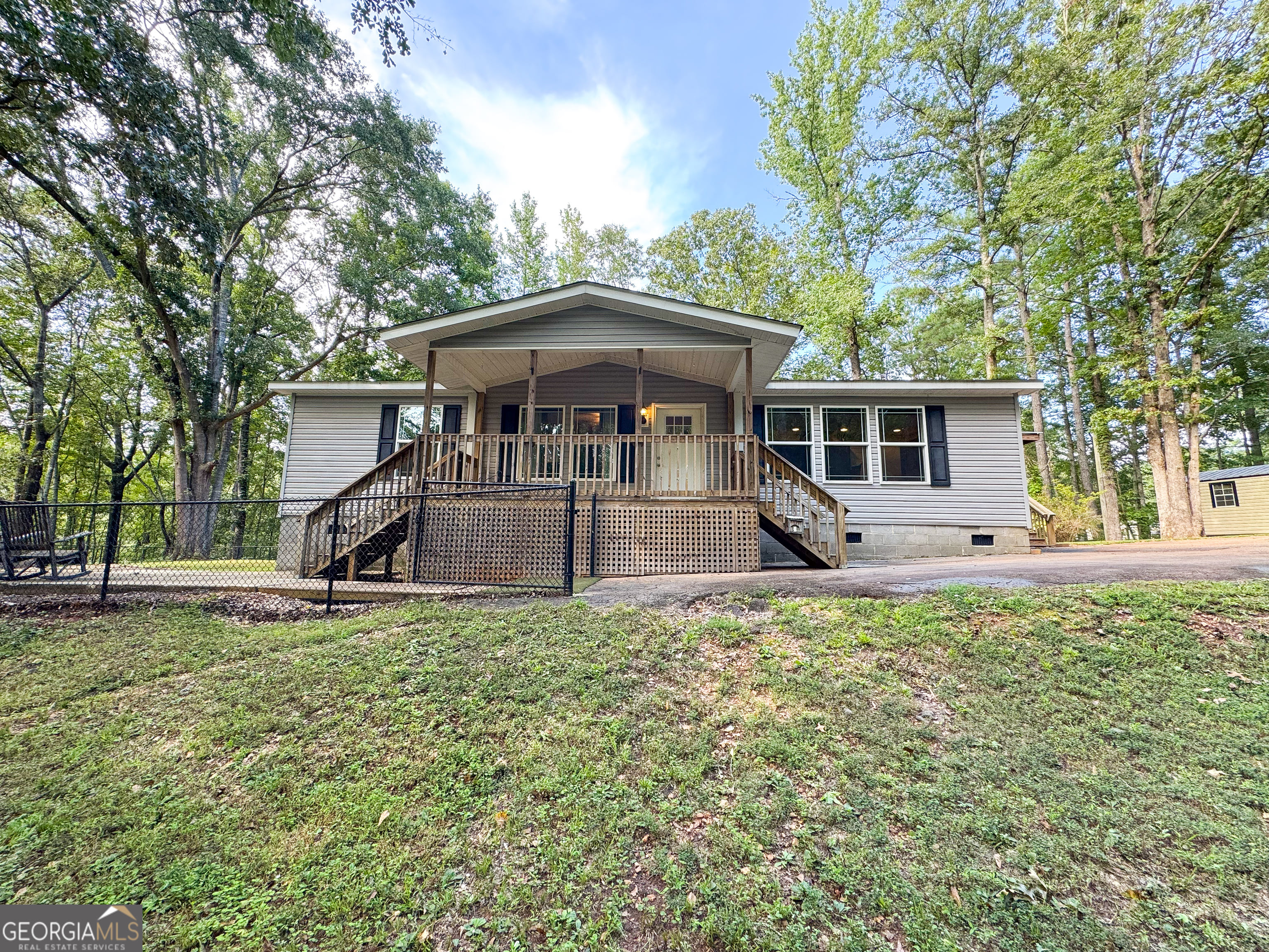 151 Hubbard Rd, LaGrange, GA 30240