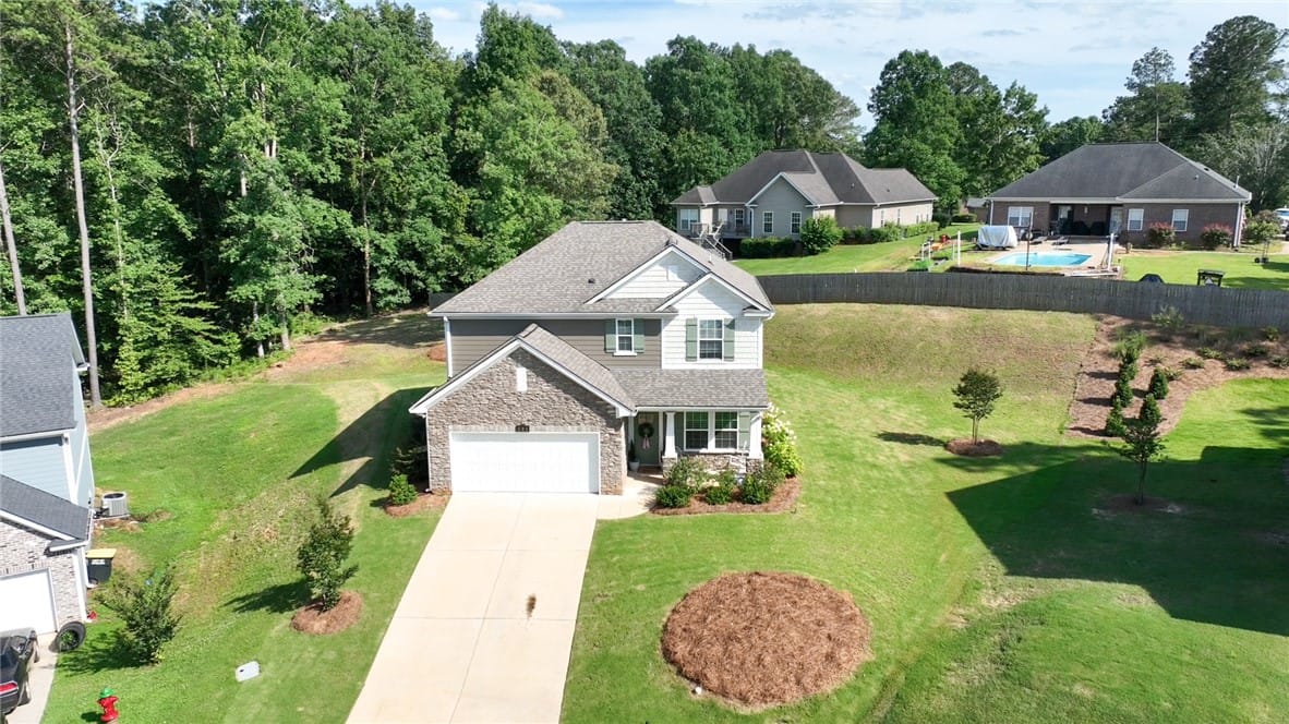 101 Cottage Ct, Opelika, AL 36801