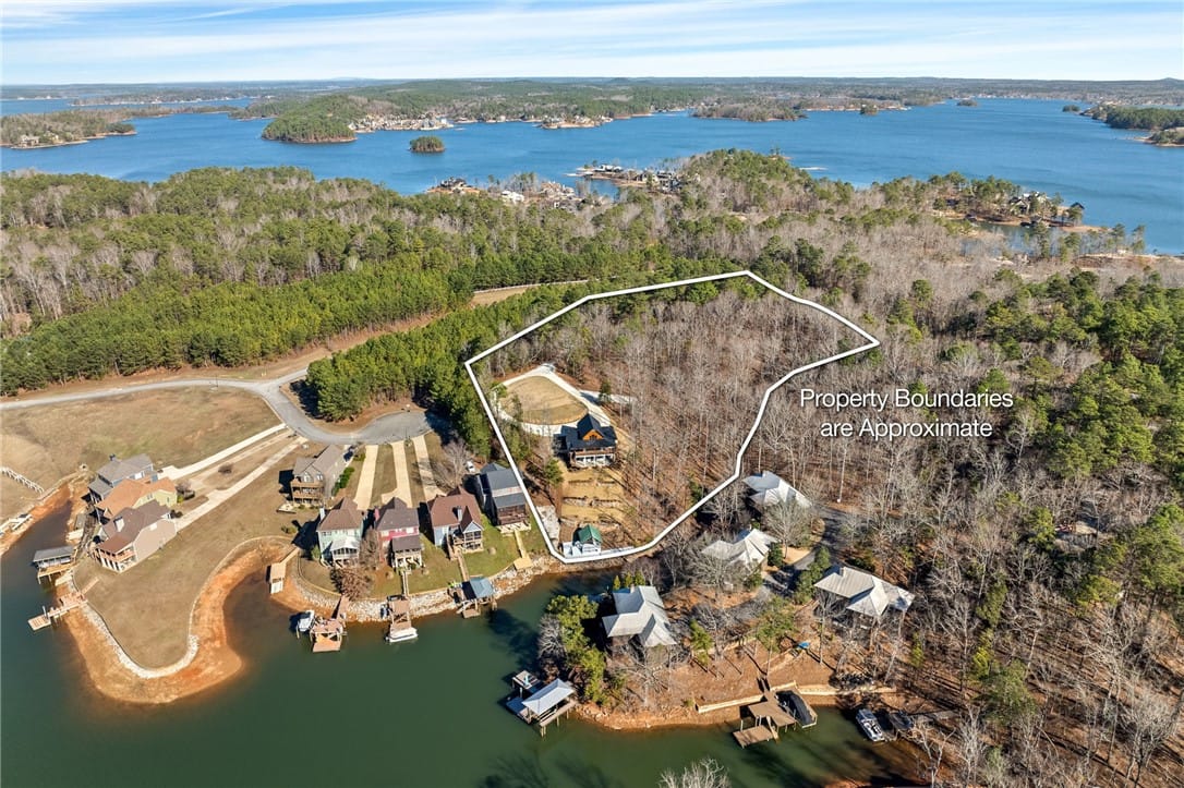 819 Old Tree Rd, Dadeville, AL 36853