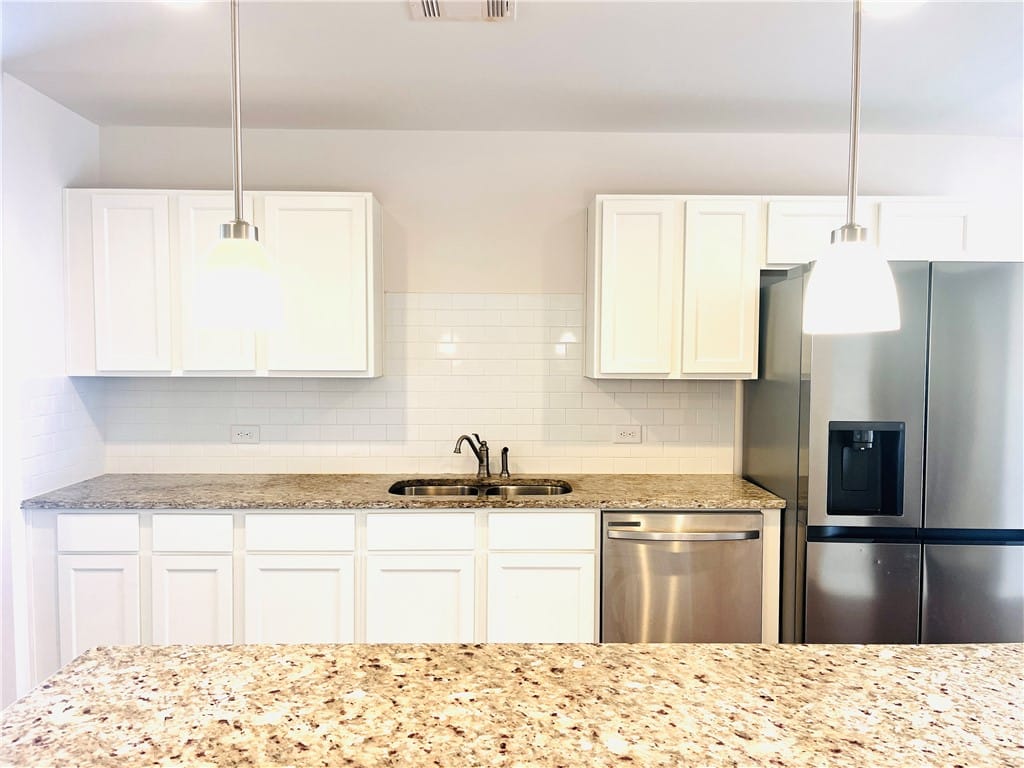 689 Ironwood Drive, Opelika, AL, 36804 — Photo 2