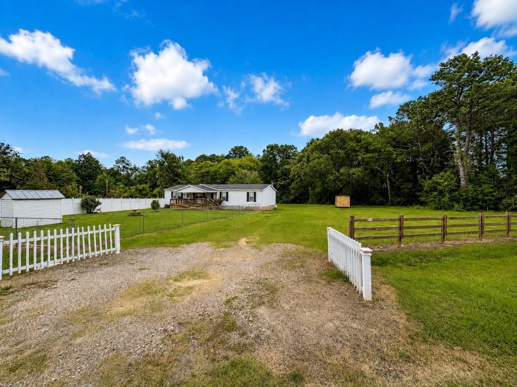 6111 Ruben St, Albany, GA 31705
