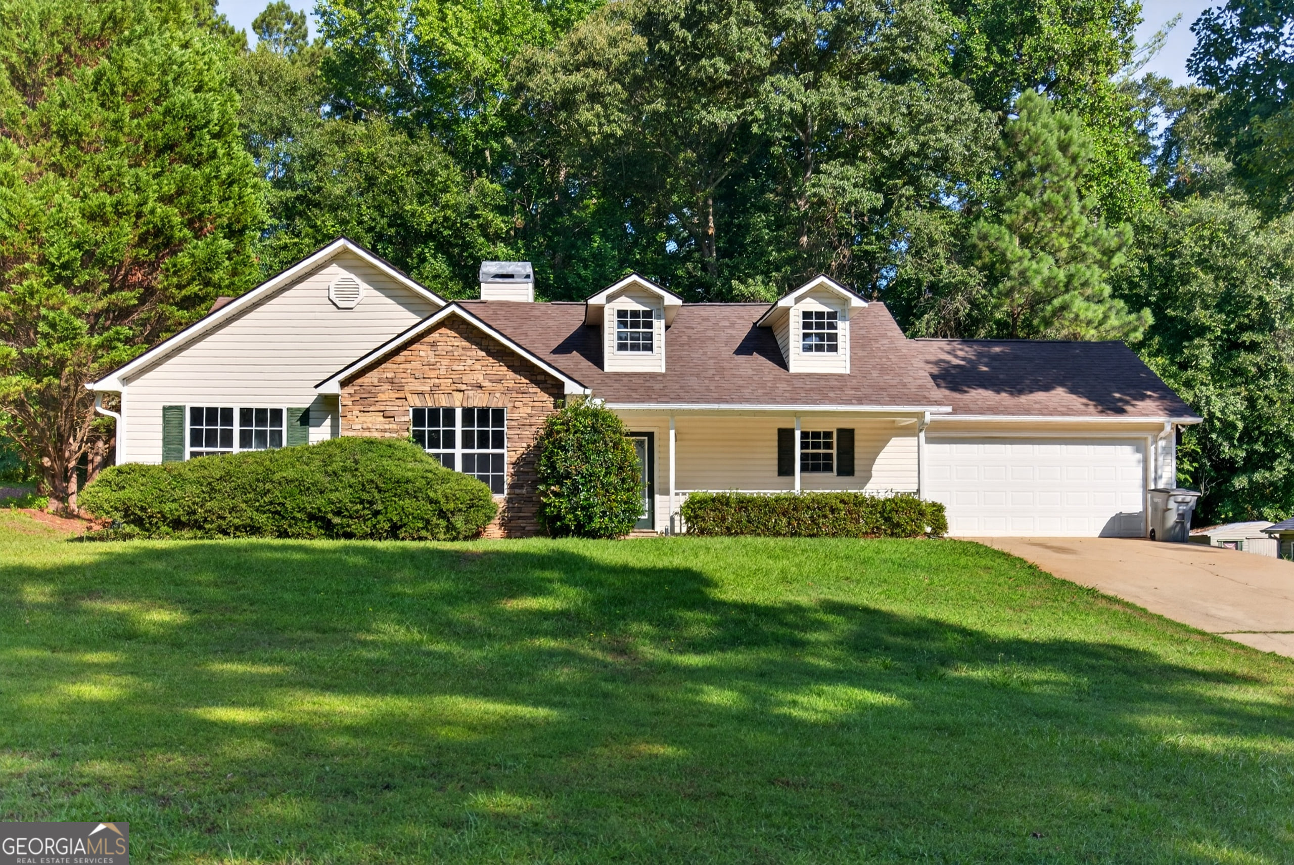 320 Old Pond Rd, LaGrange, GA 30241