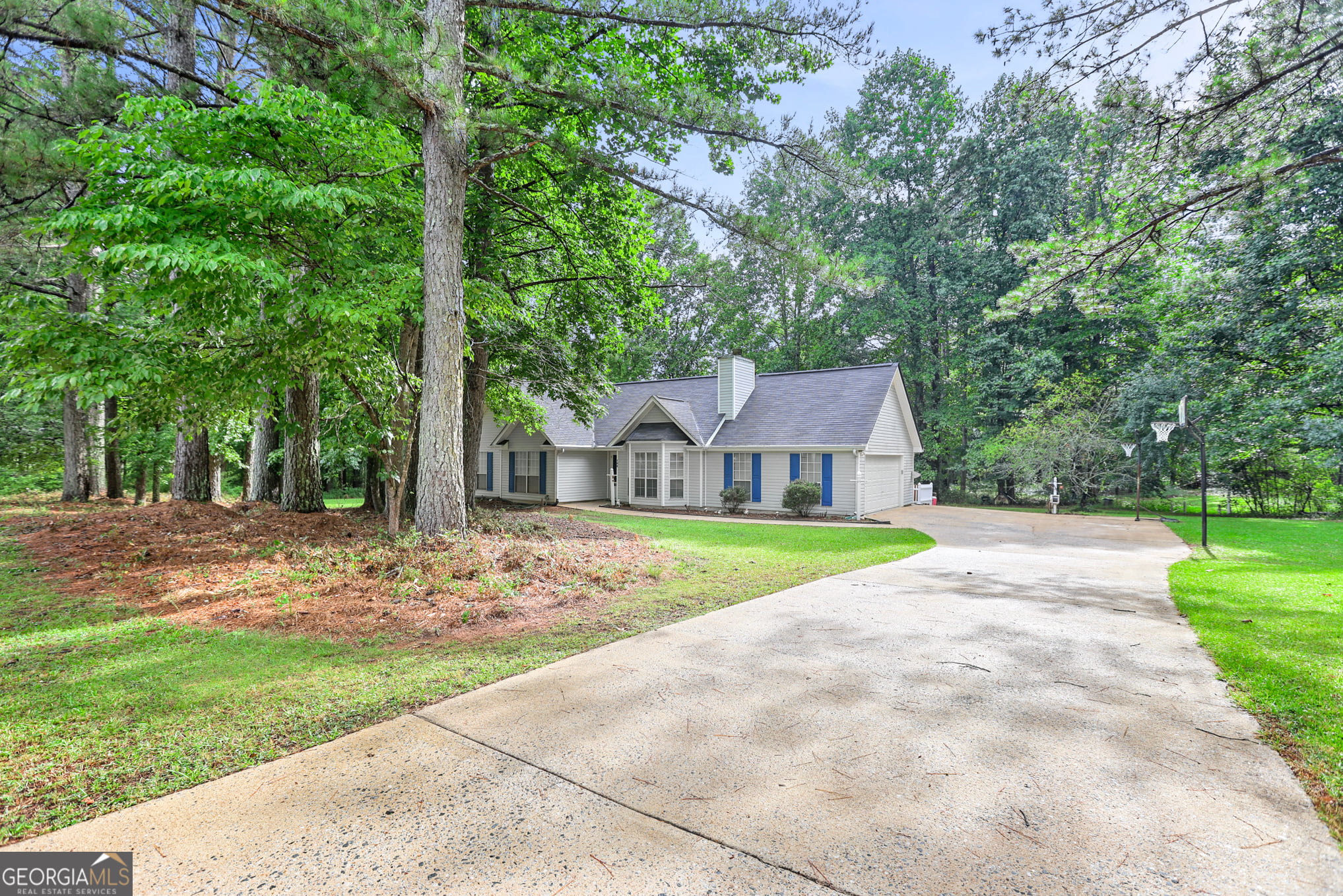 188 Widewater Dr, Newnan, GA 30265