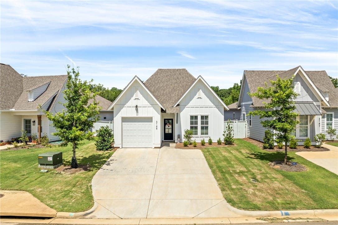 3145 BOTTLE, Auburn, AL, 36830
