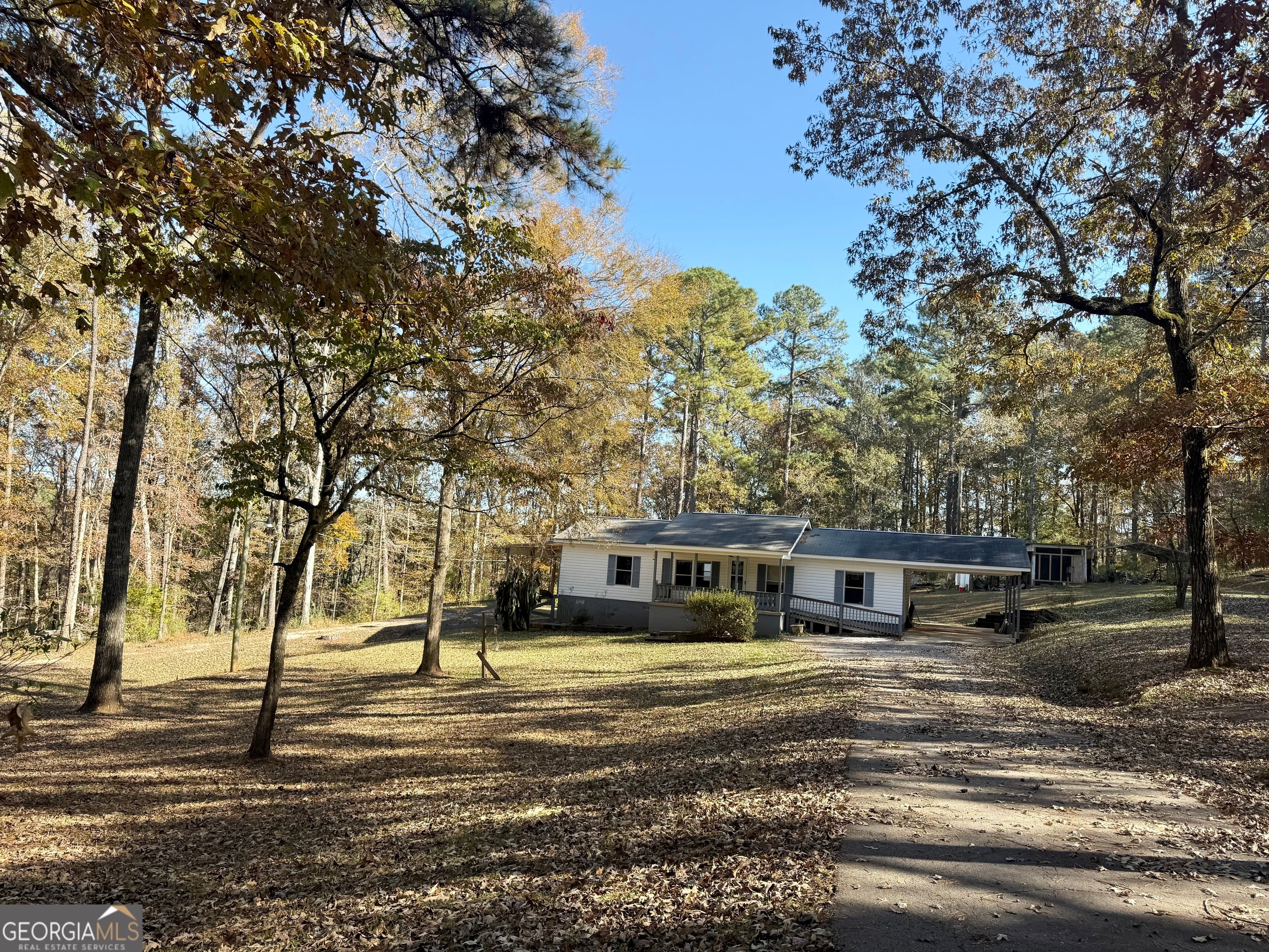 275 Hanson Dr, LaGrange, GA 30240
