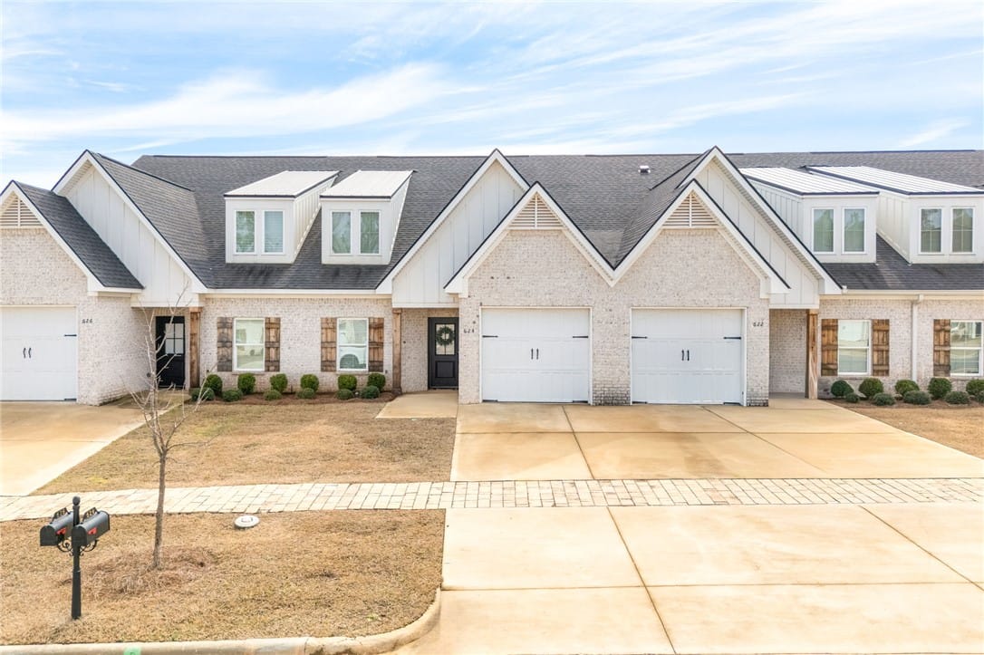 624 Thornberry Drive, Auburn, AL, 36830