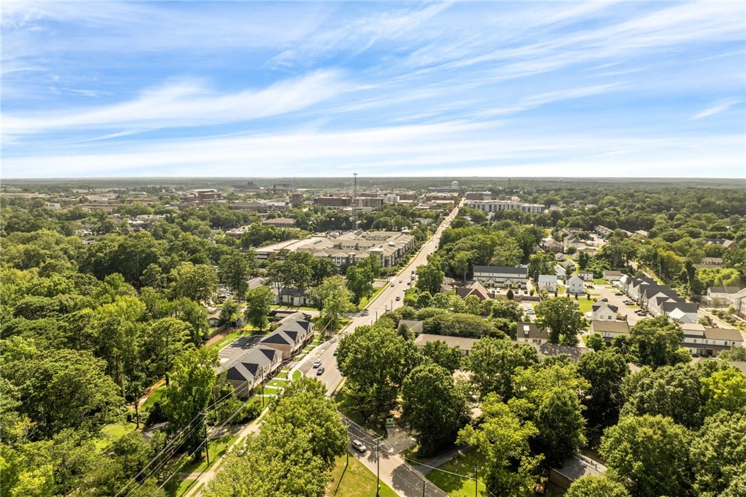556 E Glenn Ave, Auburn, AL 36830