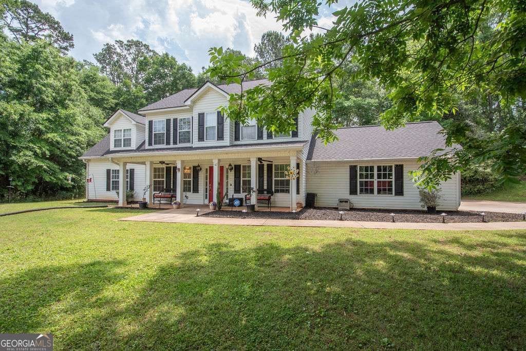 67 Roger Arnold Rd, Grantville, GA 30220, USA