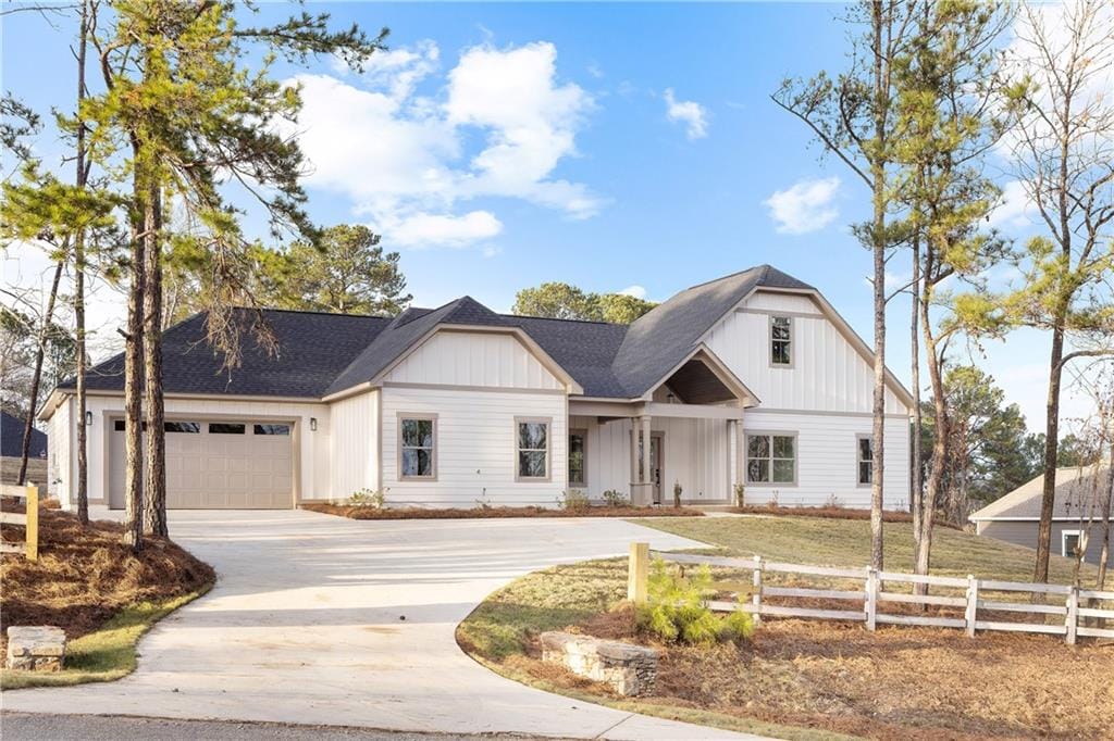 1043 Lee Rd 315, Smiths Station, AL 36877