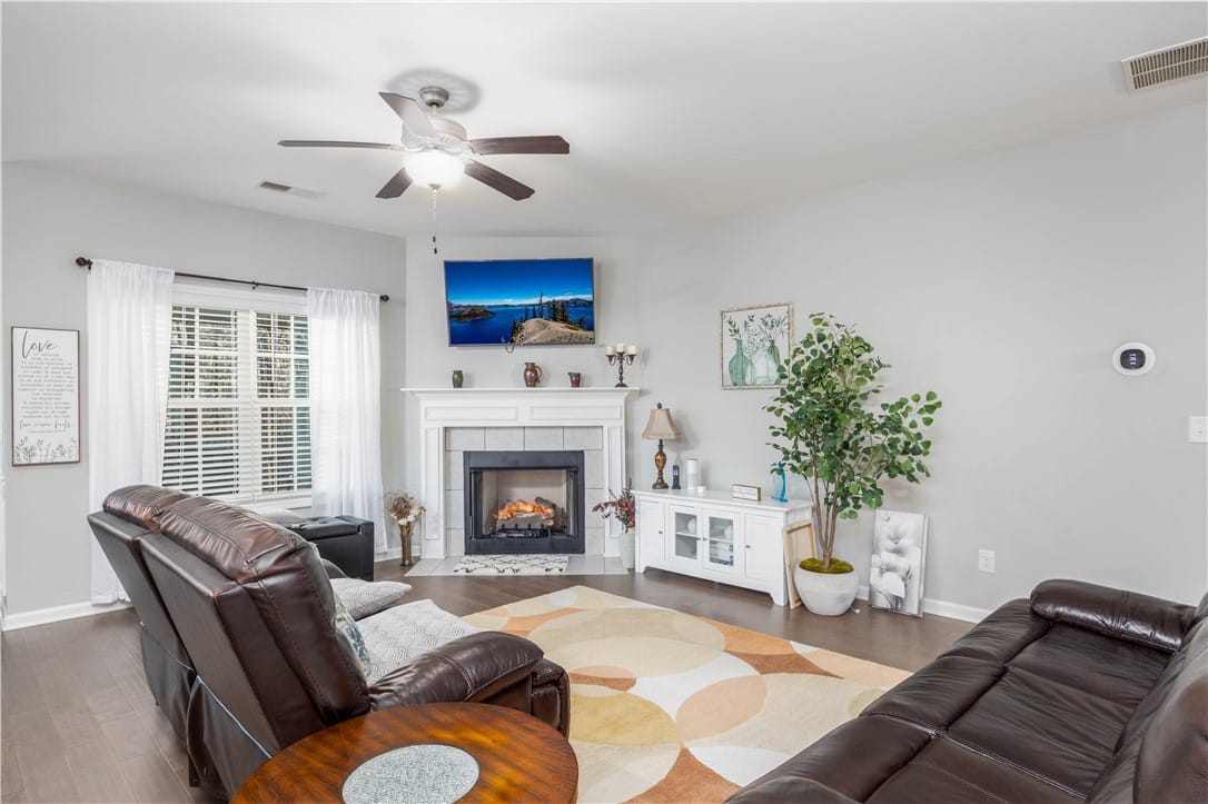 2606 Dunkirk Cir, Auburn, AL 36832