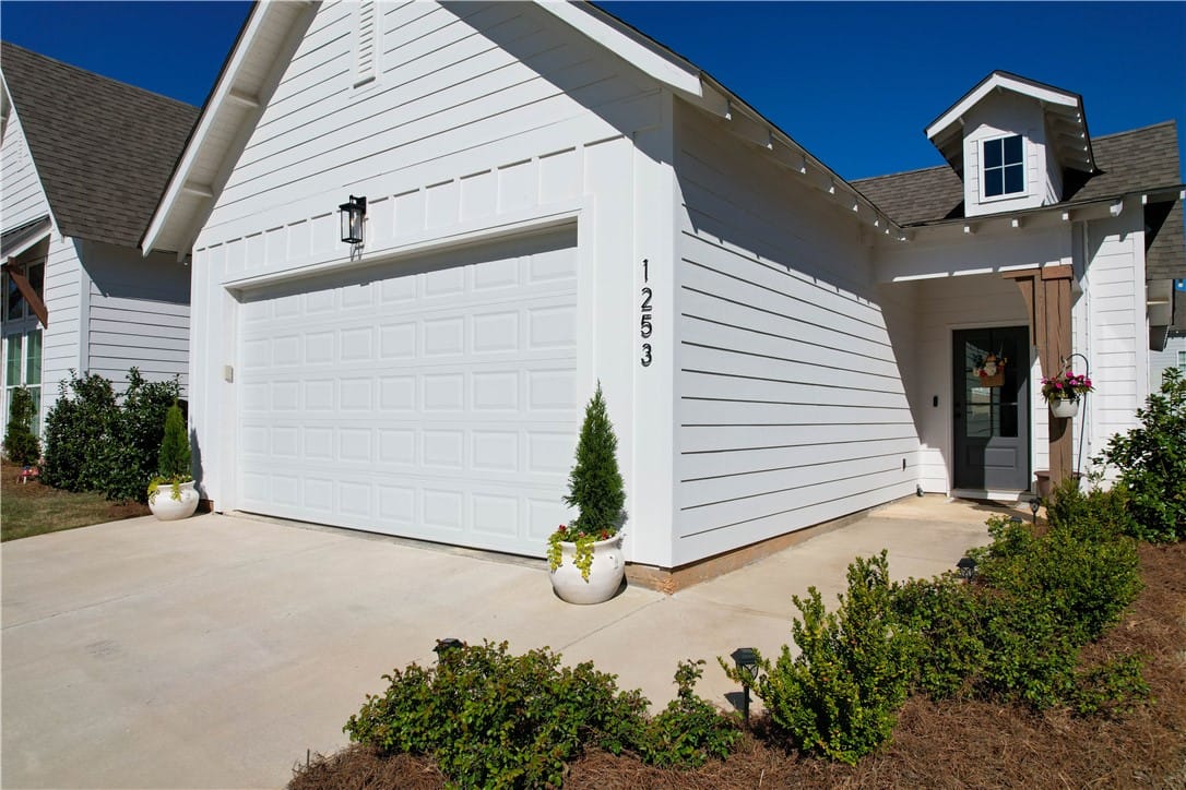 1253 Woodland Circle, Opelika, AL 36801, USA — Photo 2