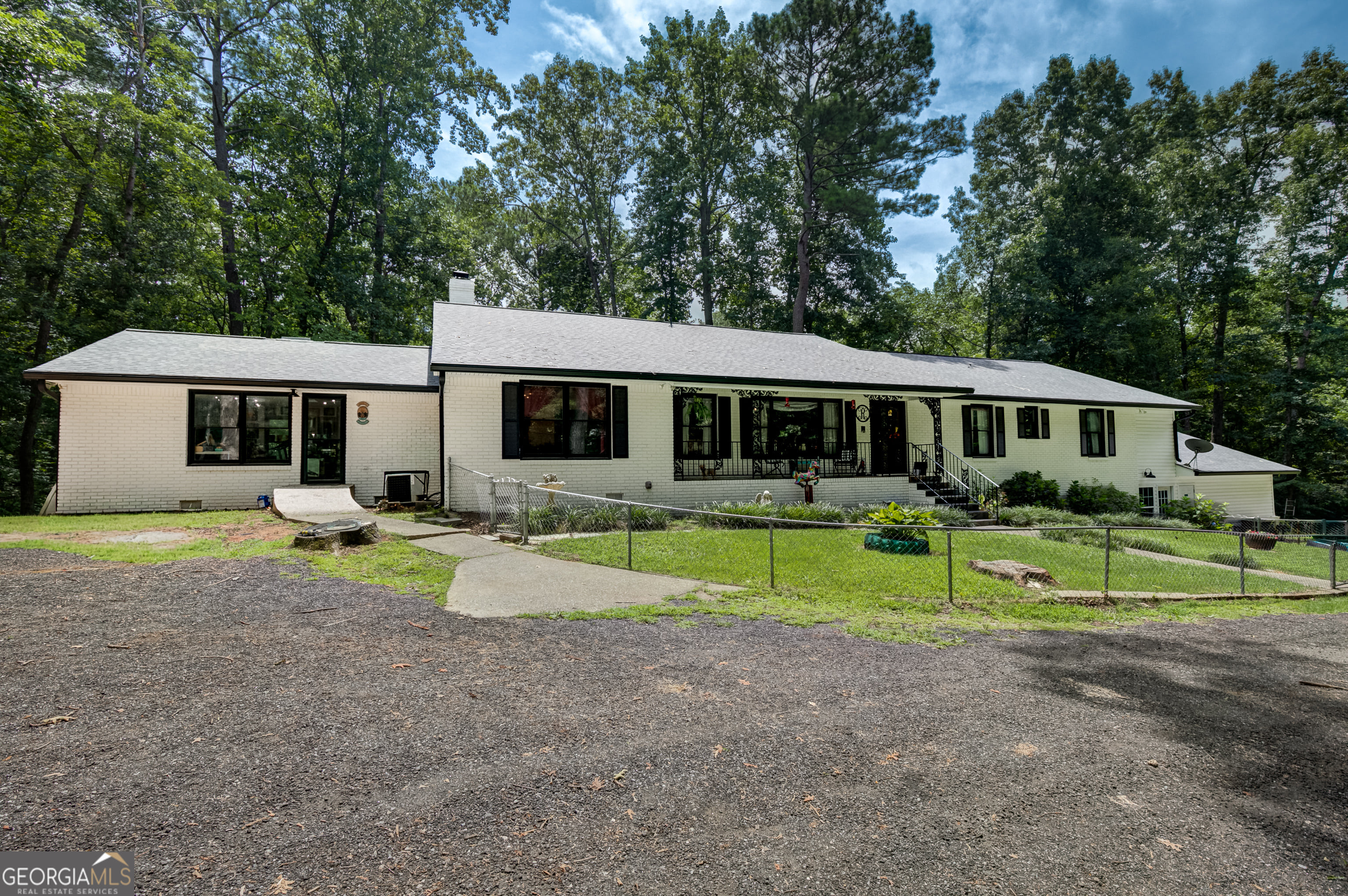 260 Lamar Smith Dr, Newnan, GA 30263