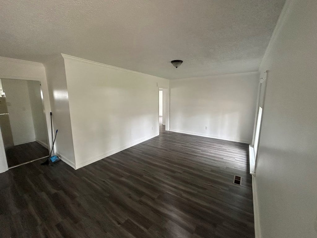 1512 W 2nd Ave, Albany, GA 31707