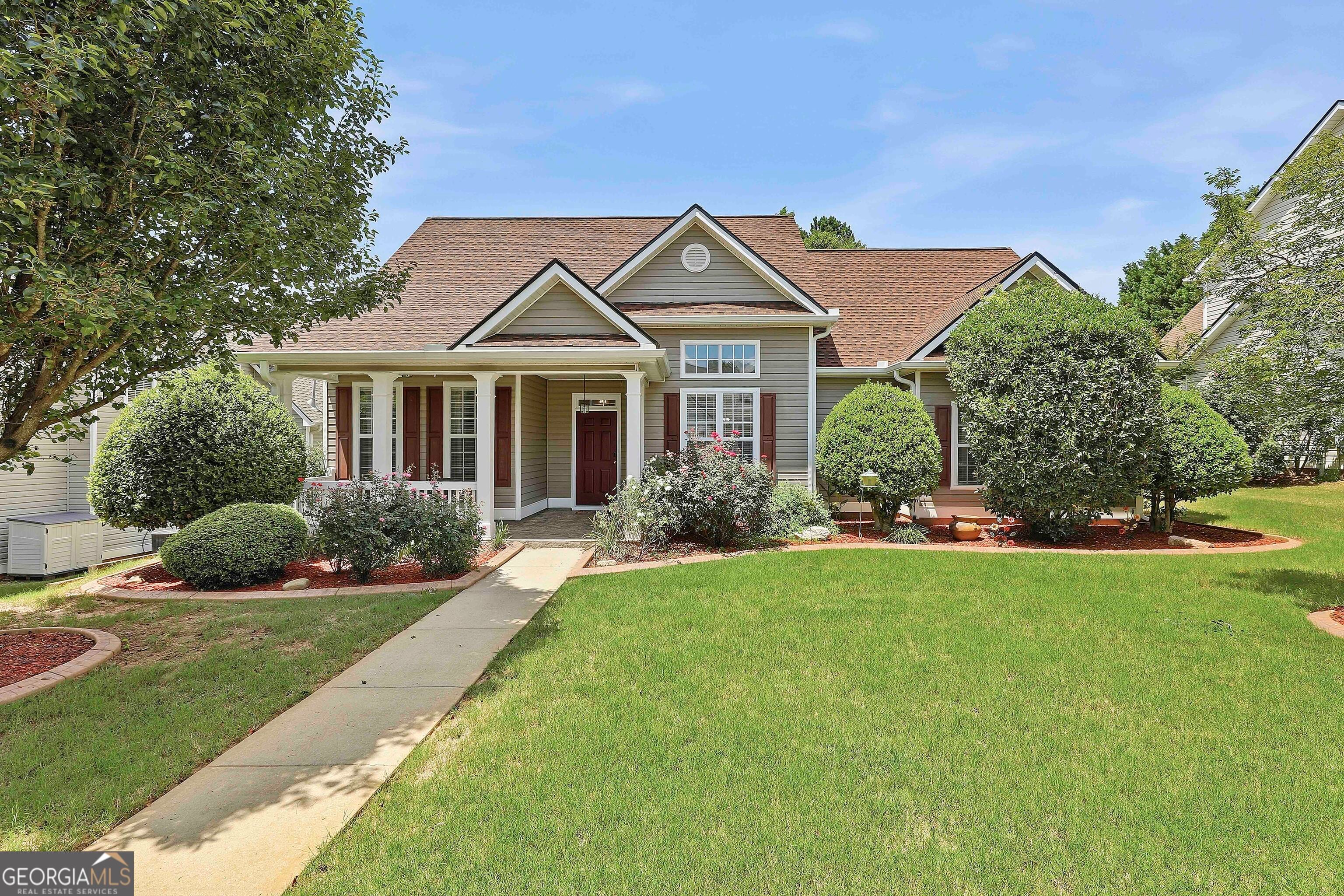 220 Portico Pl, Newnan, GA 30265