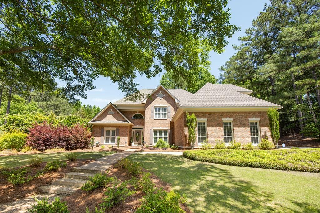 20 Pinecreek Dr, Columbus, GA 31904