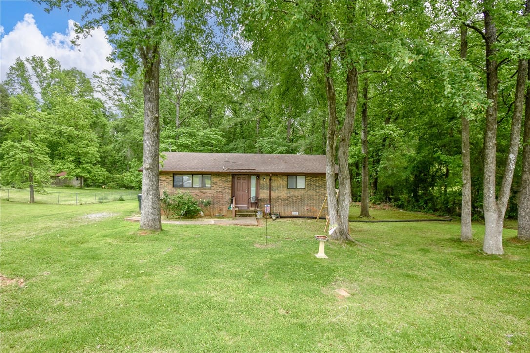 2304 Nolen Drive, Alexander City, AL, 35010