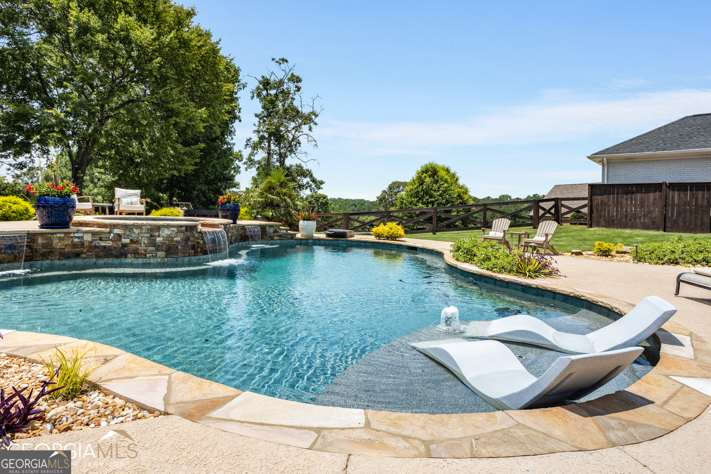 30 Dorset Ct, Sharpsburg, GA 30277