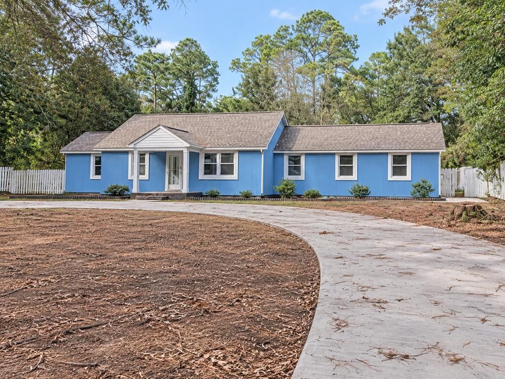 1307 W 4th Ave, Albany, GA 31707
