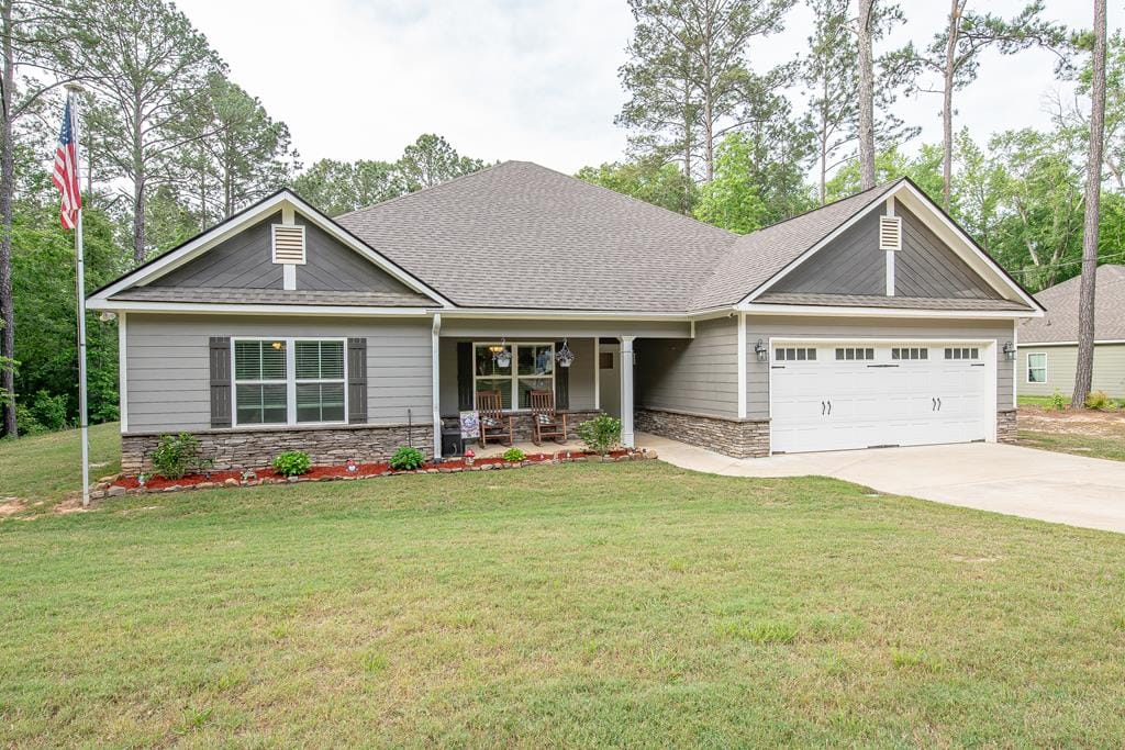 1974 Lee Road, Smiths Station, AL, 36877