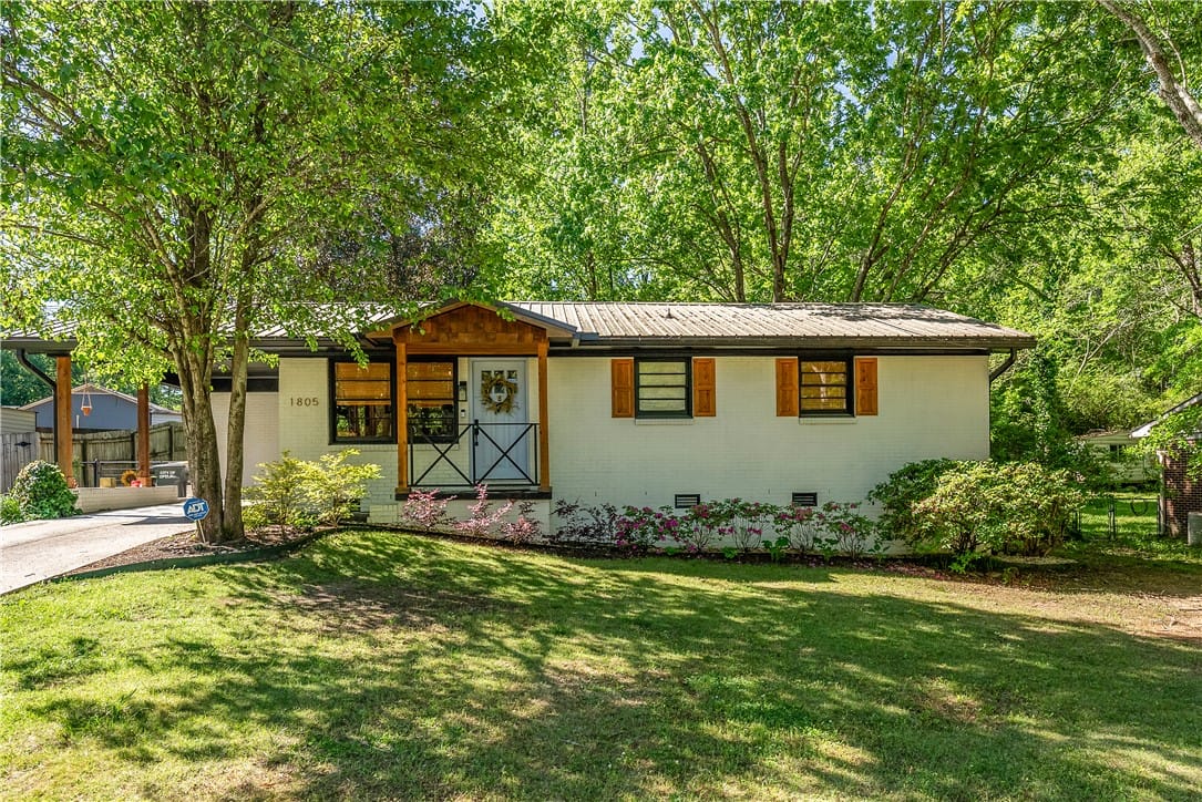 1805 Jollit Avenue, Opelika, AL, 36801 — Photo 1