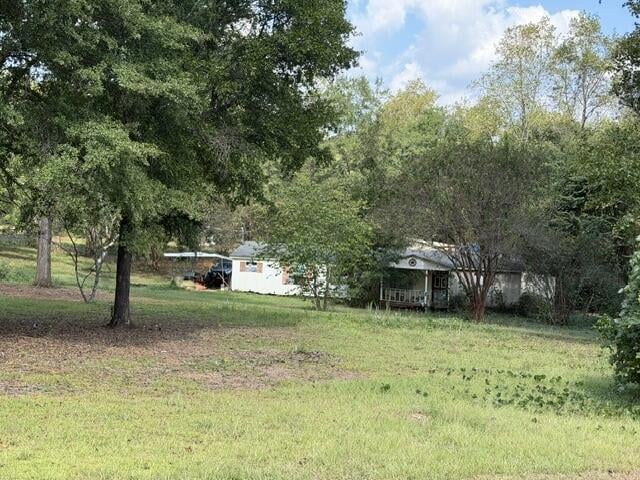 19 Collins Dr, West Point, GA 31833
