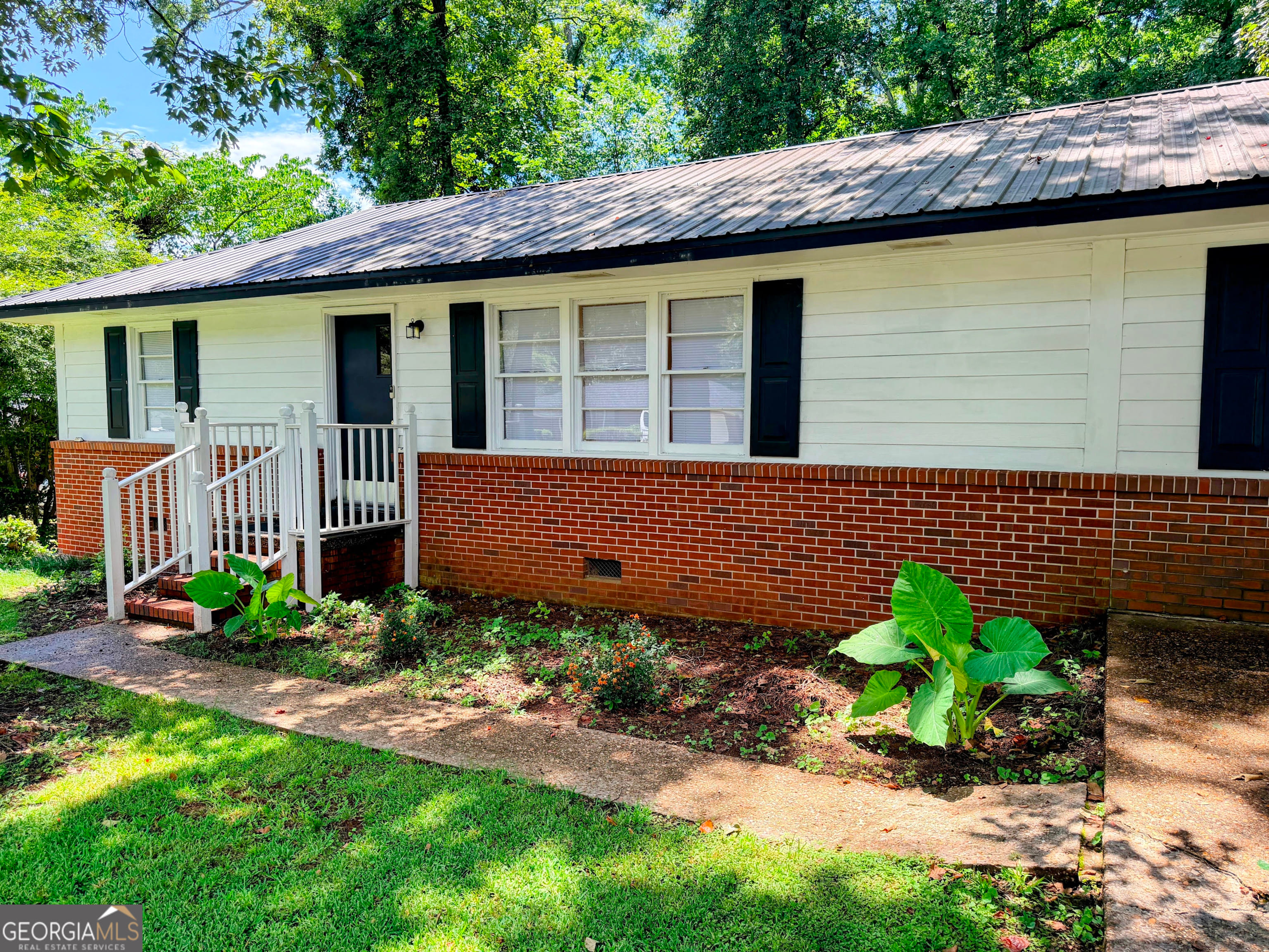 105 Dogwood Dr, LaGrange, GA 30241