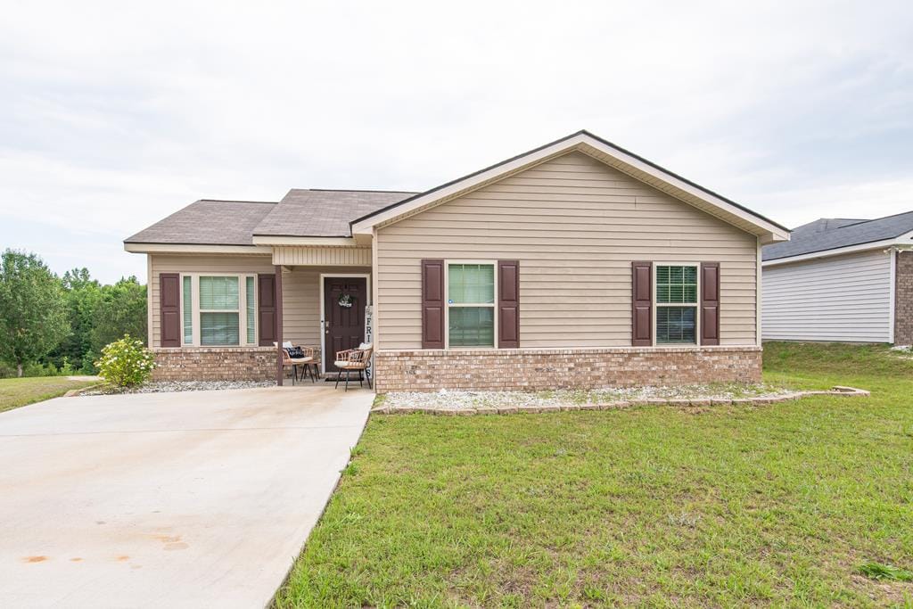 5788 Sandy View Dr, Columbus, GA 31907